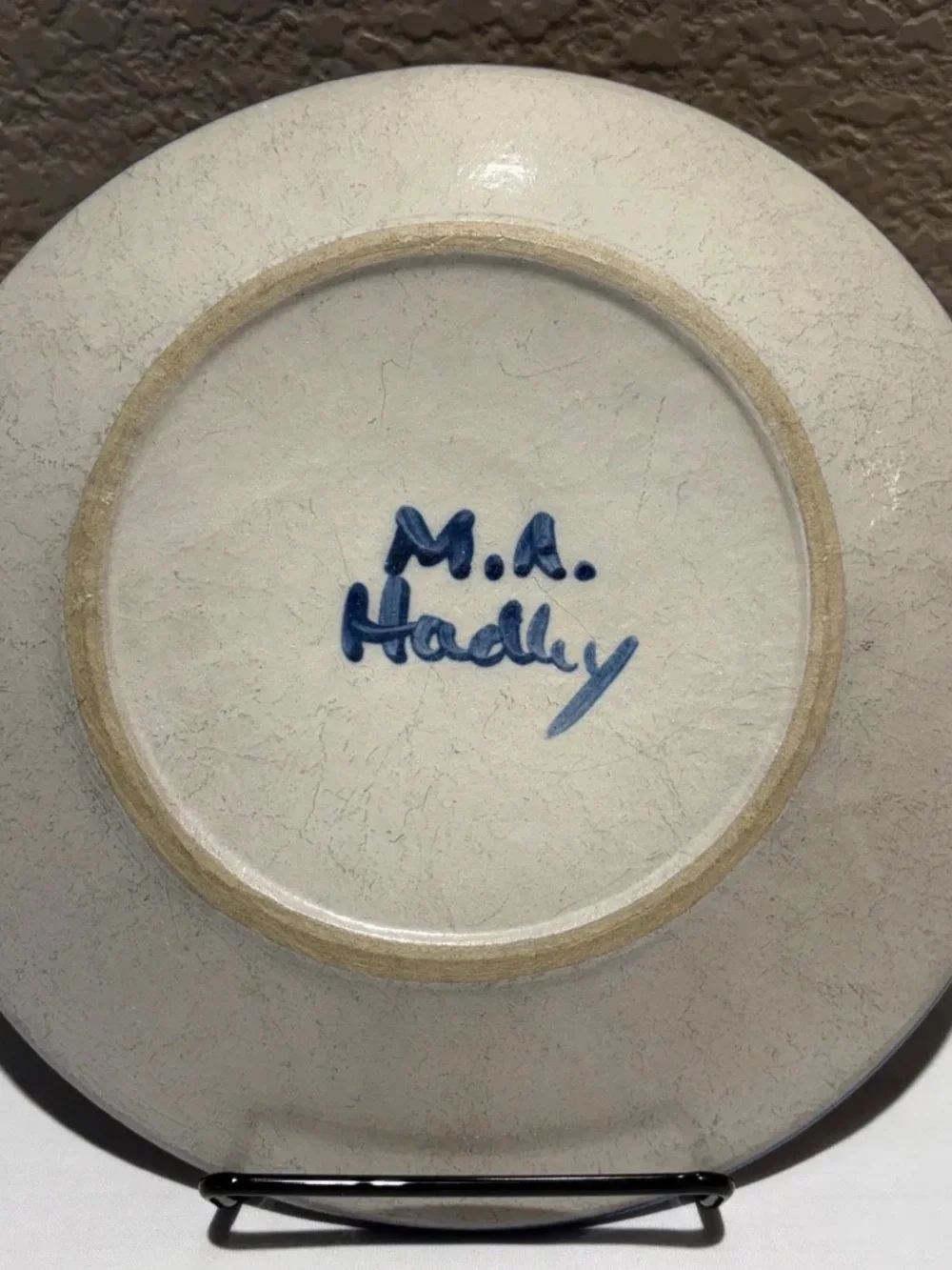 Vintage MA Hadley Stoneware Pottery 9”D Plate Cow Farm Series Ceramic Hand Paint